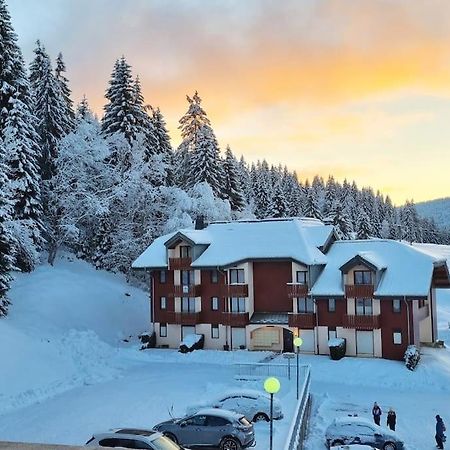Appartamento Le Montagnard Mijoux Esterno foto