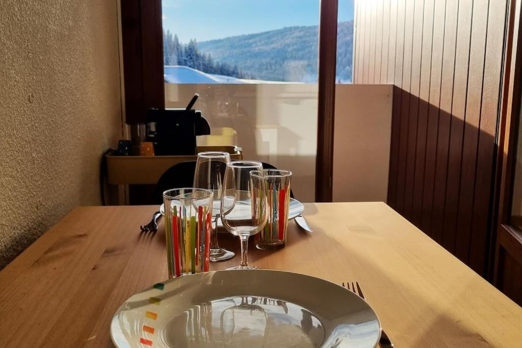 Appartamento Le Montagnard Mijoux Esterno foto