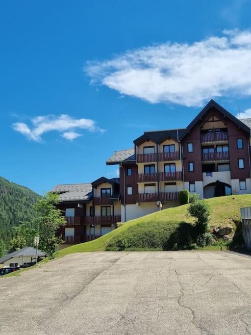 Appartamento Le Montagnard Mijoux Esterno foto